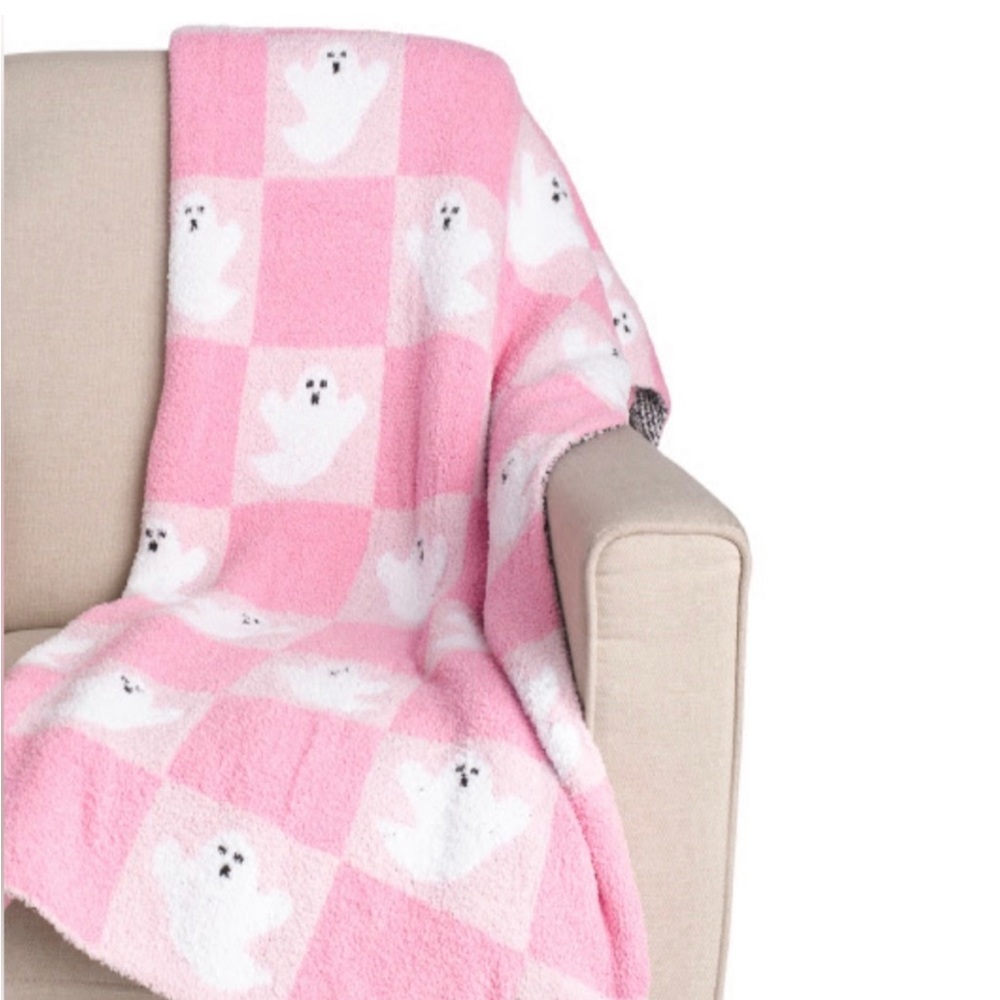 Cupcakes & Cashmere/ Viral Pink Checker Ghost Blanket
